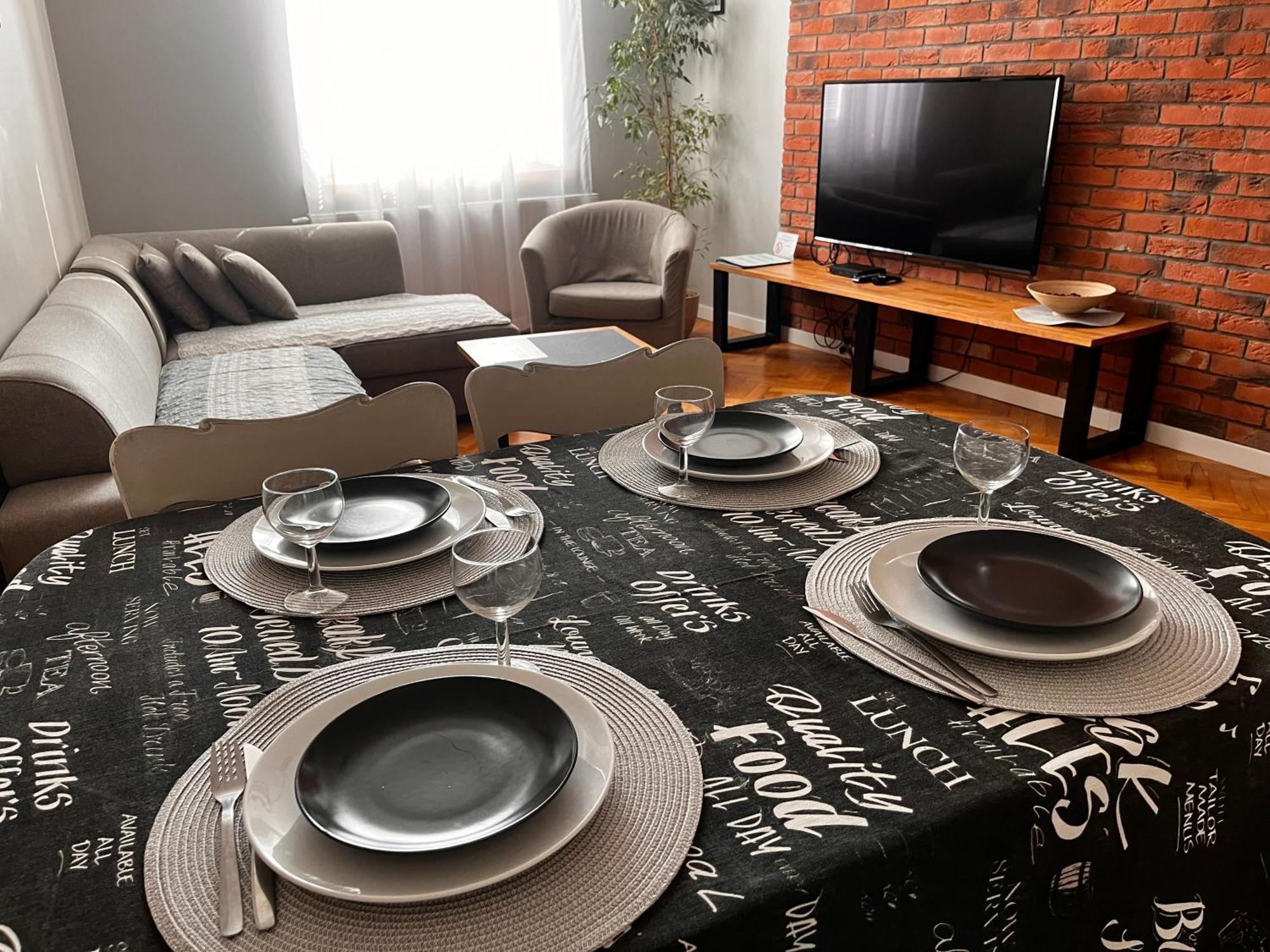 Zamkowy Apartament Lublin Bagian luar foto